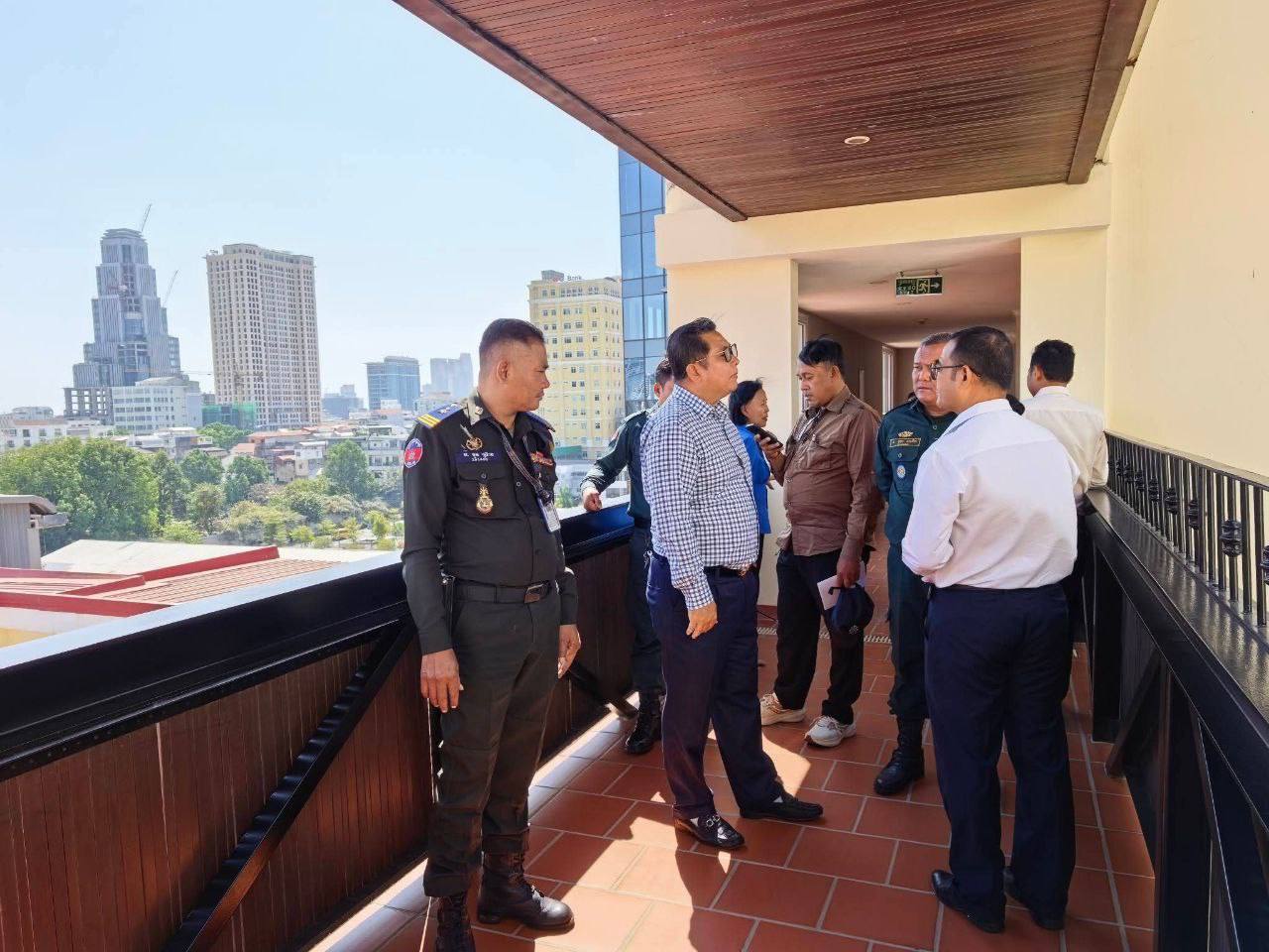 金边 Central Mansions 酒店公寓突击检查 确认无电诈