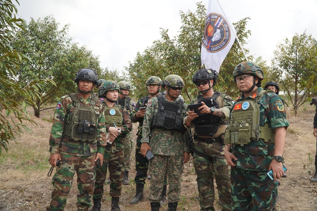 东盟观察员赴柬泰边境现场查证