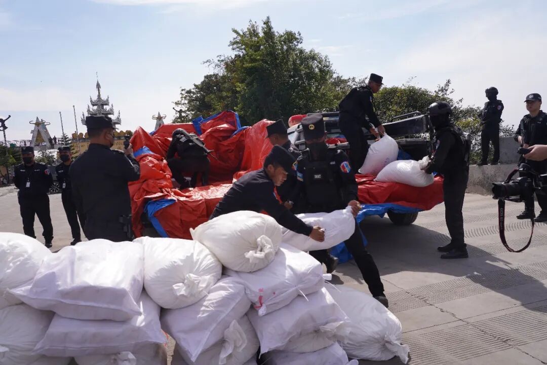 佤邦司法委再次破获一起重大跨境毒品案，查获毒品1622.9公斤