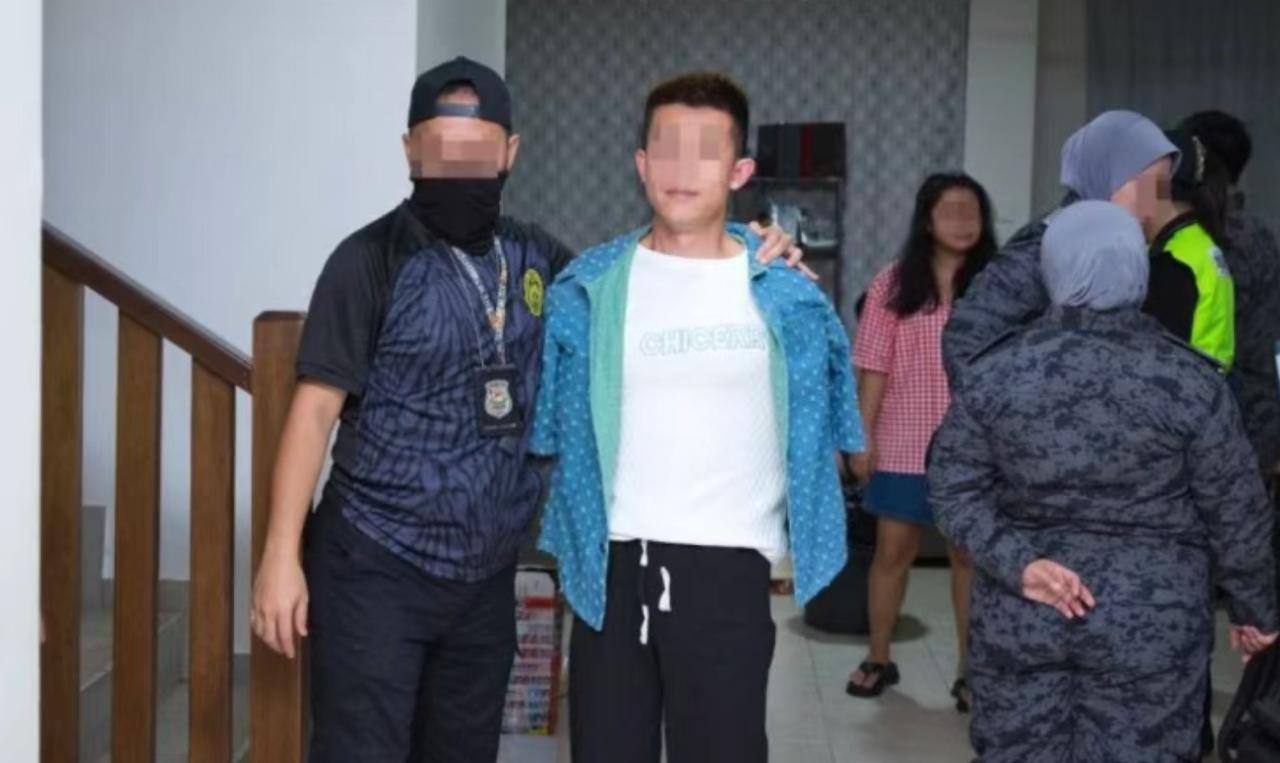 10名中国人在马来西亚涉诈被扣查