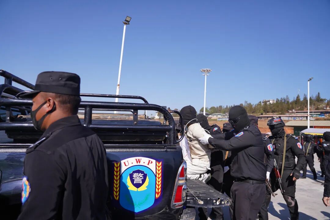 勐波县司法委2026年2月6日依法对鲍岩光、扎别、鲍西来抢劫、故意杀人一案进行公开宣判