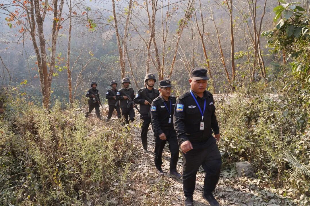佤邦司法委边境巡逻防控，筑牢边境安全屏障-缅北警务报道