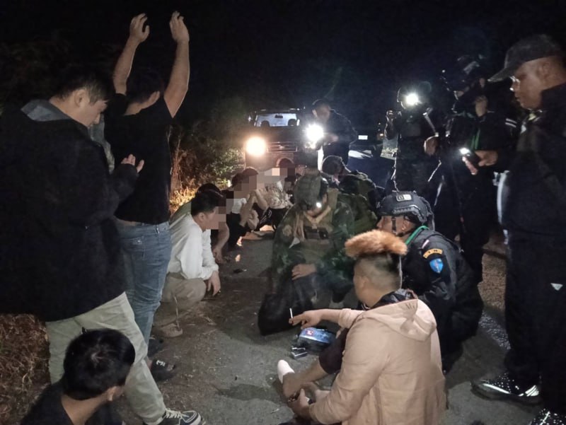 泰国军方在波贝边境抓捕16名中国籍涉诈人员-缅北警务报道