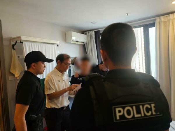 通缉犯藏泰国落网！强迫未成年卖淫，曼谷豪华公寓被捕