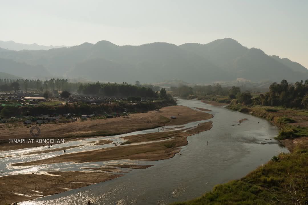 泰缅边境妙瓦底战火不断