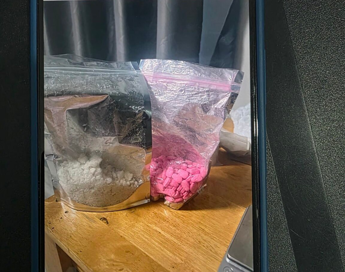 袜子里藏毒！以色列黑手党头目在泰国帕岸岛落网，价值5000万铢毒品被缴