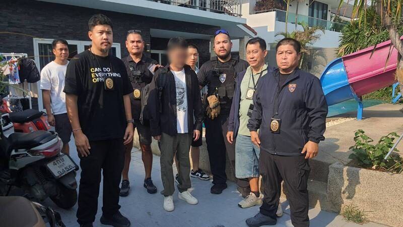 泰国警察突袭:抓捕20余人、缴获数百部设备