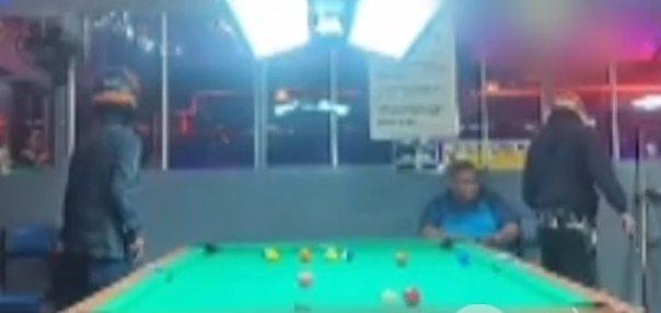 全网直播！六名劫匪马尼拉餐厅持枪抢劫-缅北警务报道