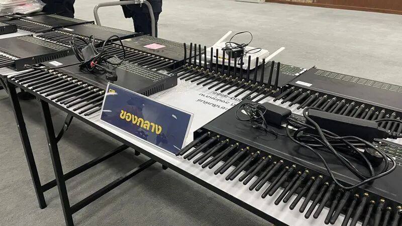 泰国沙缴府抓到一位“拨号狂人”！33岁桑蒂乔克一周拨了 5.6万通诈骗电话，用的21台SIM BOX设备。-缅北警务报道