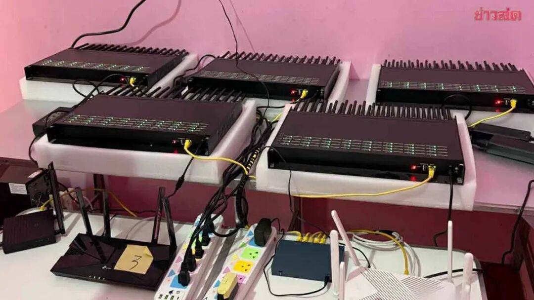 泰国沙缴府抓到一位“拨号狂人”！33岁桑蒂乔克一周拨了 5.6万通诈骗电话，用的21台SIM BOX设备。